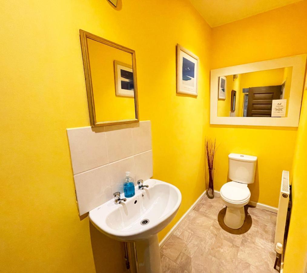 Catcune Grand Apartment Gorebridge